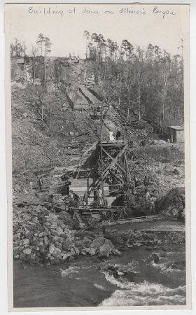 Building a dam on the Illinois Bayou